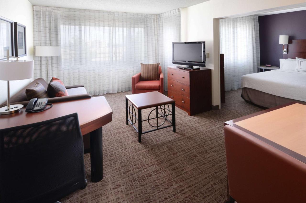 Sonesta Es Suites Dallas Central Expressway Buitenkant foto