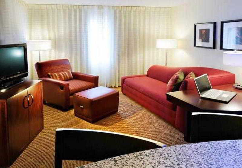Sonesta Es Suites Dallas Central Expressway Buitenkant foto