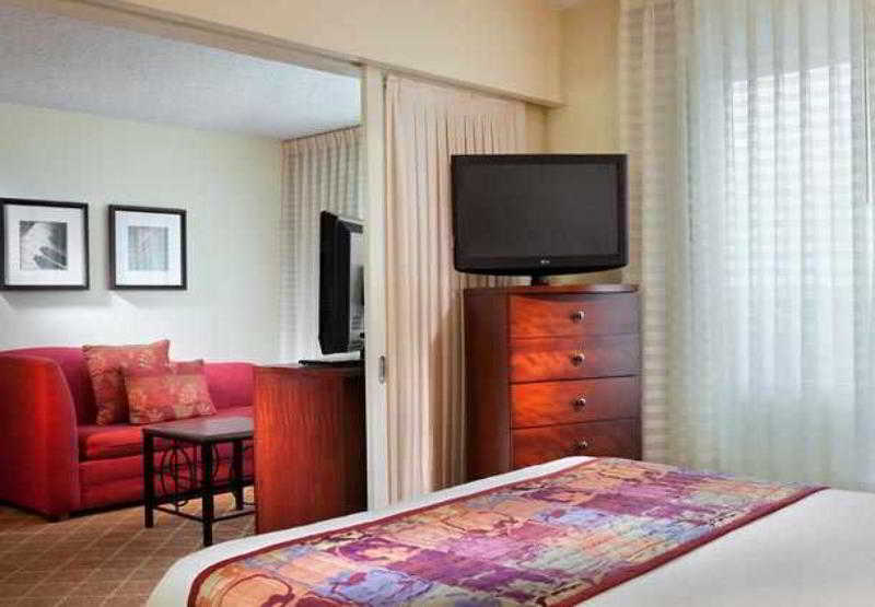 Sonesta Es Suites Dallas Central Expressway Buitenkant foto
